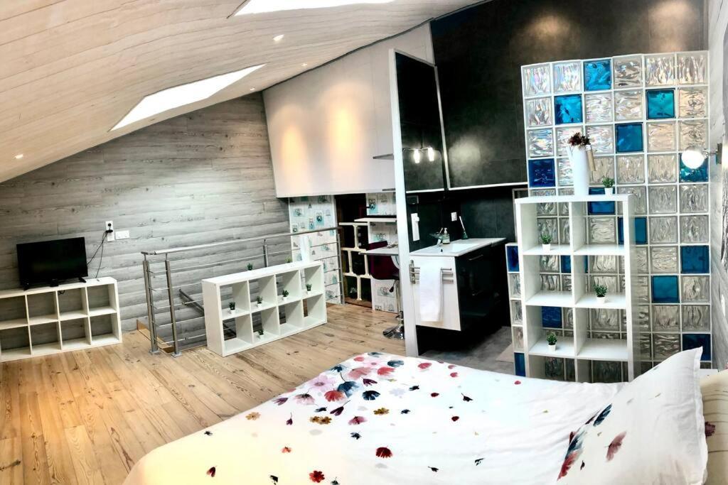 Duplex Atypique 20' De Toulouse Appartement Leguevin Buitenkant foto